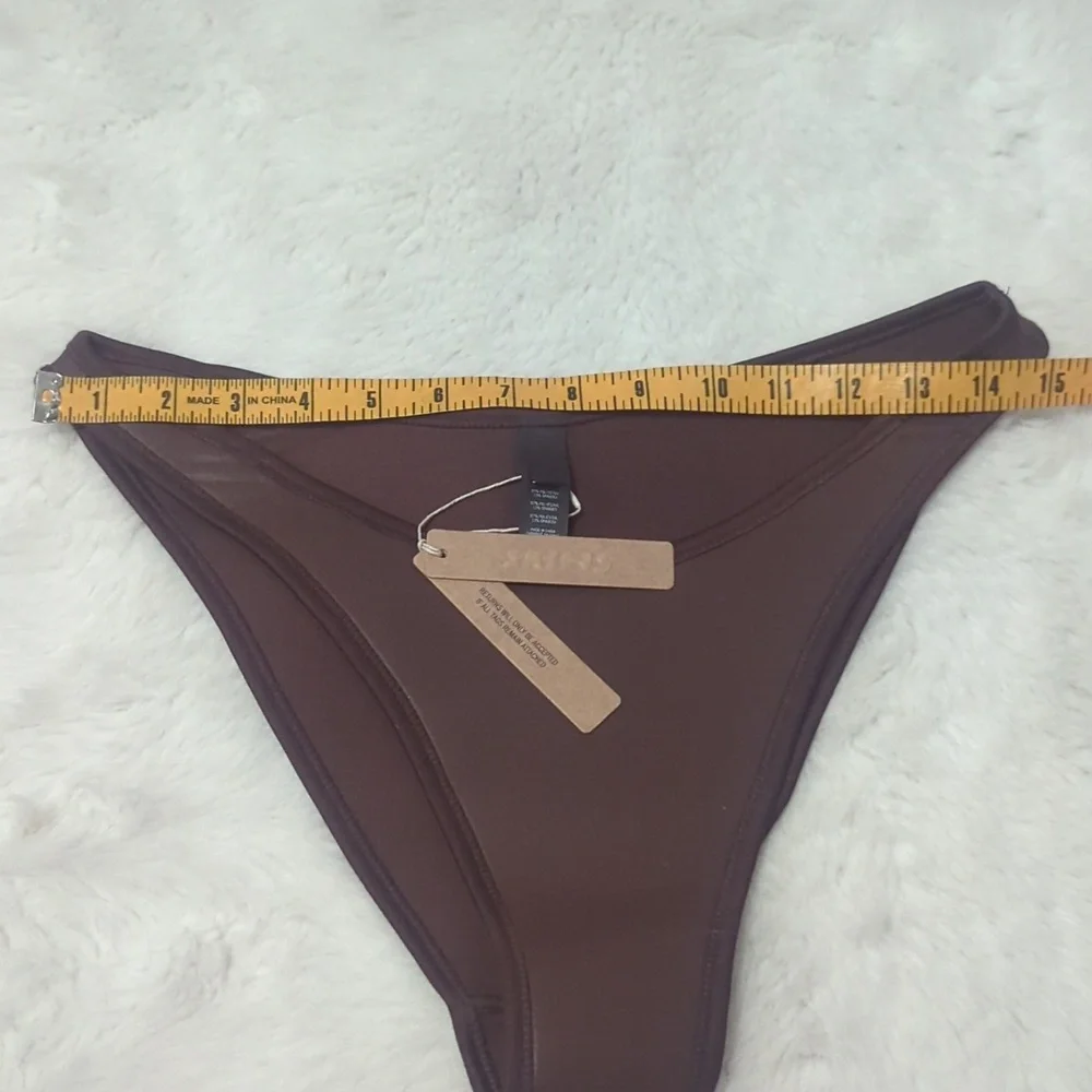 SKIMS Tanga Bikini Bottom ~ NWT